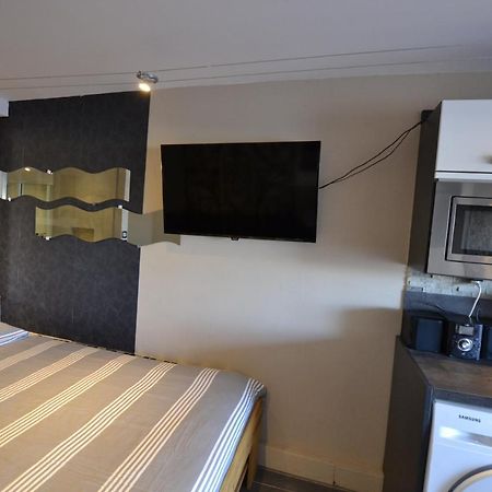 Studio Naturiste Captive Heliopolis Fg 13 Agde Kültér fotó