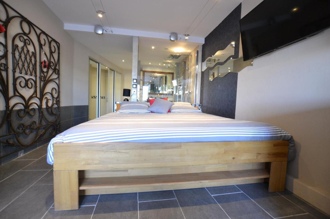 Studio Naturiste Captive Heliopolis Fg 13 Agde Kültér fotó